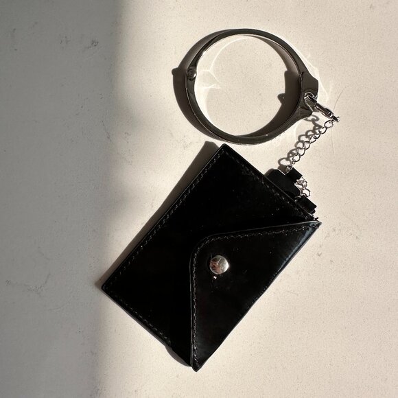 *LA SENZA HAND CUFF WALLET - Picture 3 of 7